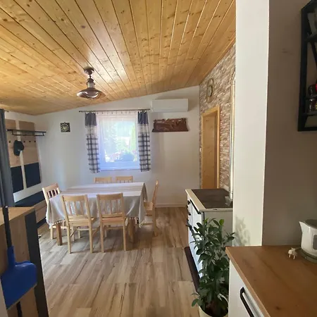 Domcek Pri Medzihorskej Feriehus